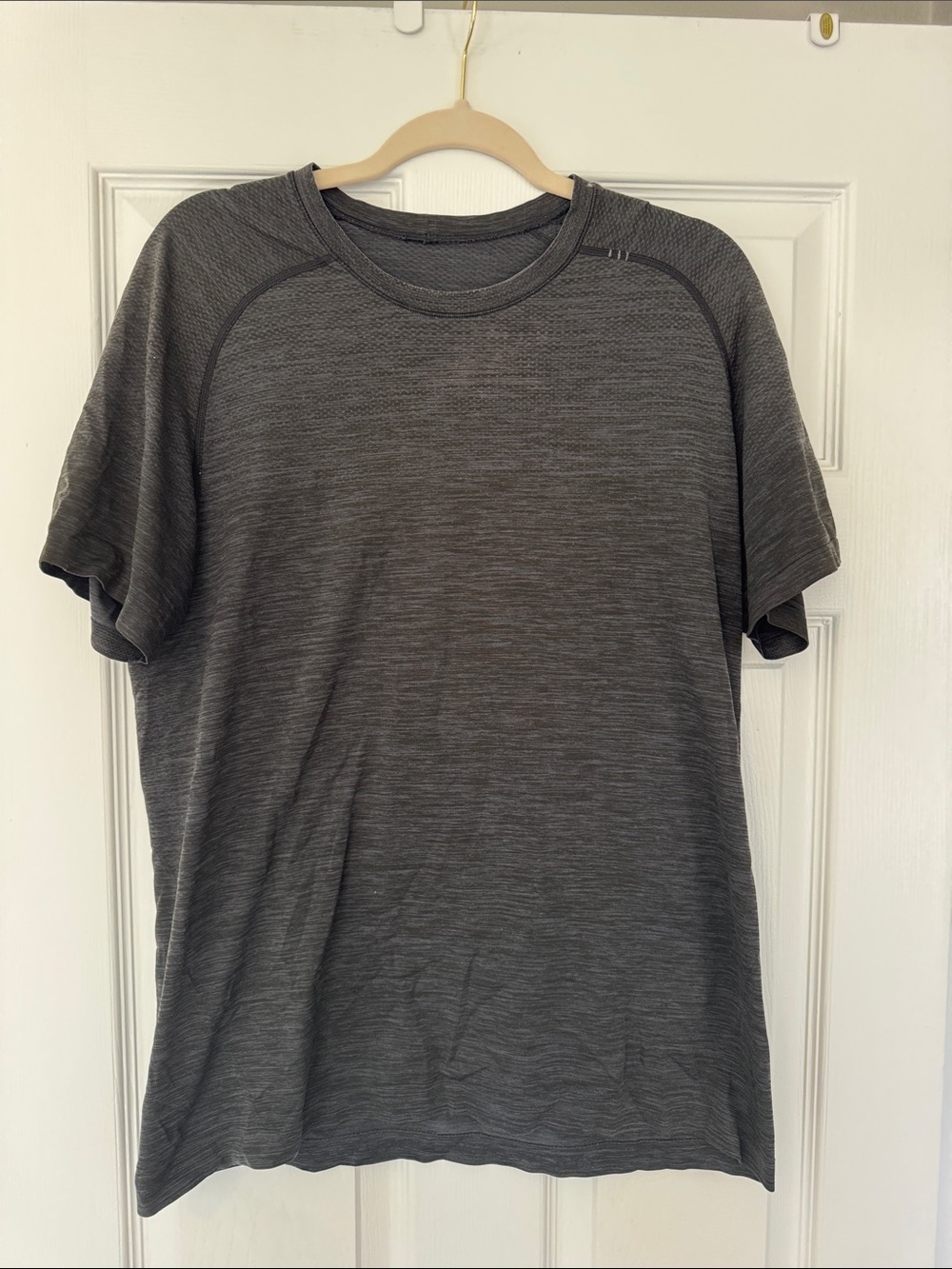 Men's Short Sleeve Performance T-Shirt - Gray